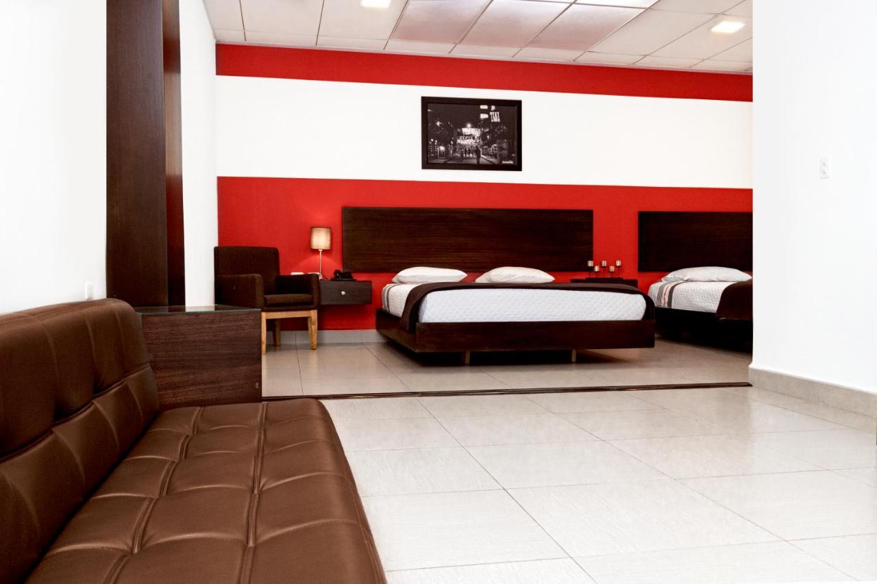 Zafra'S Hotel La Troncal Eksteriør bilde